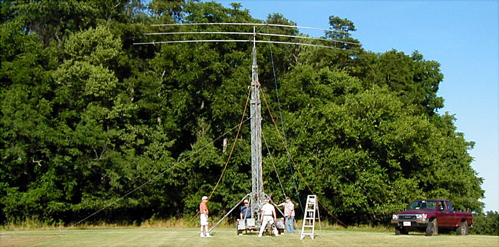 The LARG Mobile Tower And Gary Quinn - NC4S's 3-Element 20-Meter Yagi Ready To Go Up. Photograph by Dave Putmsn - KE4S of Wood Raod - Leesburg, VA.