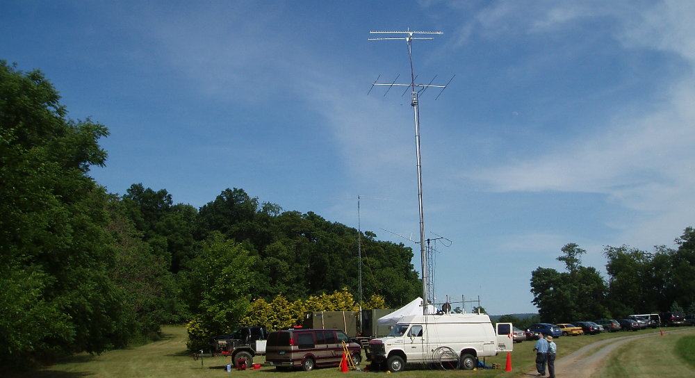 The AMRAD VHF-UHF Communications Van. Photograph by Norm Styer - AI2C de Clarkes Gap, VA.