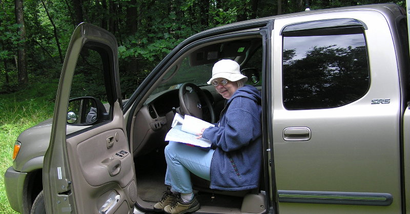 Carol Boehler - KF4TJJ of Leesburg, VA. looks for more routes to search. Photo by Denny Boehler - KF4TJI of Leesburg, VA.