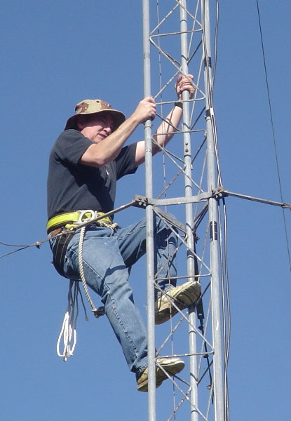 Gary Going Up. Photograph by Kurt Reber - KI4FWB of Lovettsville, VA.